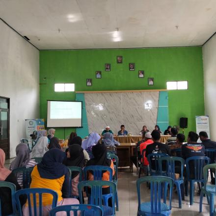 Rapat Kerja Pemdes Gunung Ulin Arahkan Semua Lembaga Desa Bekerja Maksimal Melayani Masyarakat